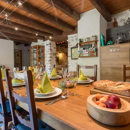 Casa de Férias Les Chapô Julô